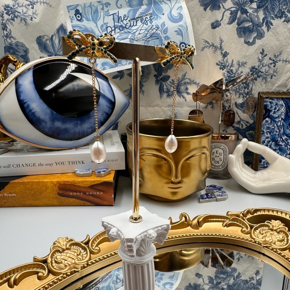 🆕 OSCAR DE LA RENTA 🧿 NWOT Swarovski Blue Crystal Bow Pearl Drop Earrings - Picture 12 of 15